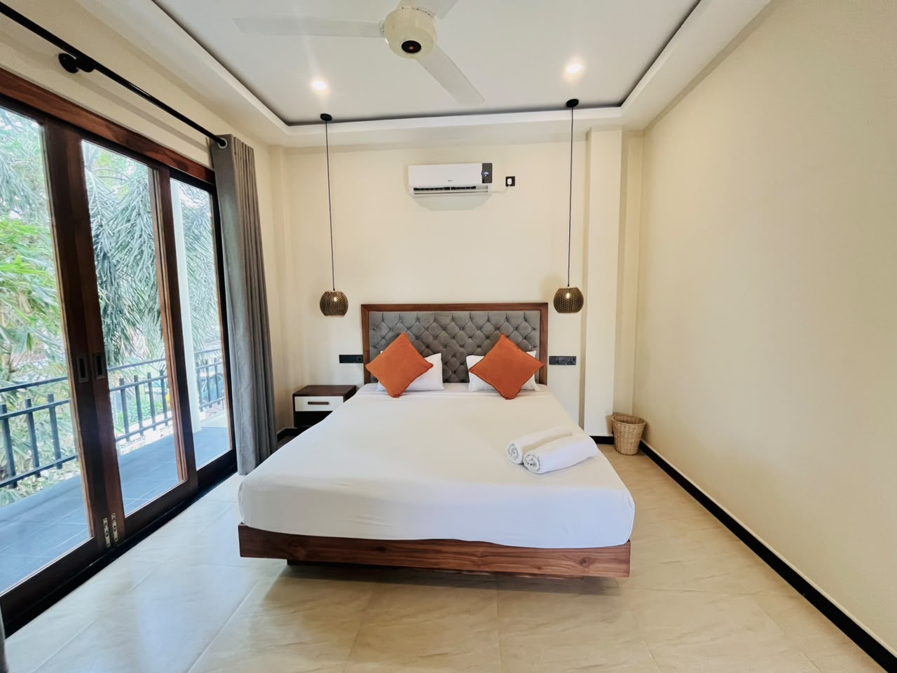 DELUXE DOUBLE ROOM — photo 14